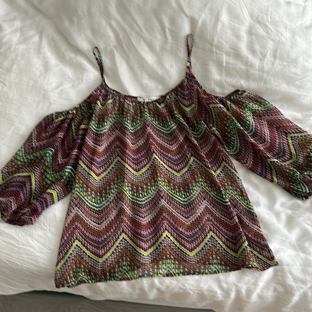 Miami Cold Shoulder Shirt